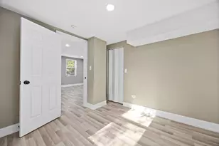 209 N Hunter St, Thornton, IL 60476 - Photo 14