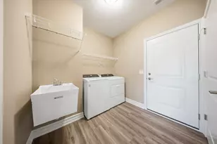 437 Stearn Dr, Genoa, IL 60135 - Photo 36