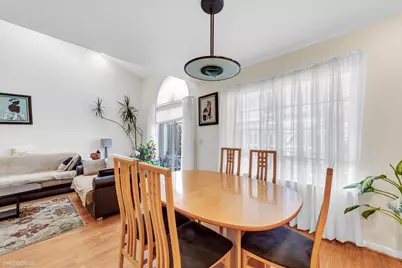 [Address not provided], Buffalo Grove, IL 60089 - Photo 14