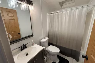 409 E Wood Ln, Belvidere, IL 61008 - Photo 12