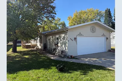 409 E Wood Lane, Belvidere, IL 61008 - Photo 1