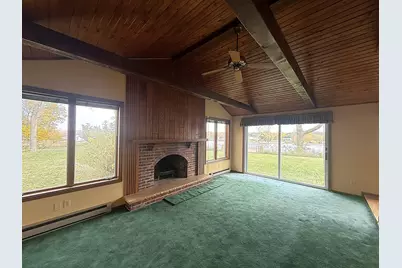 1432 Eustace Drive, Dixon, IL 61021 - Photo 14