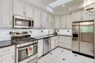 11238 Cameron Pkwy, Orland Park, IL 60467 - Photo 8