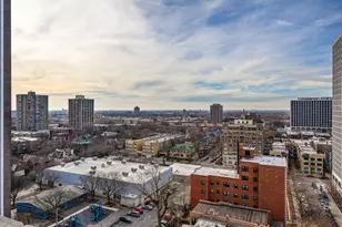 707 W Junior Terrace, Chicago, IL 60613 - Photo 36