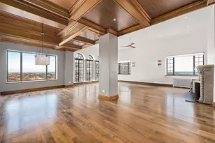 707 W Junior Terrace, Chicago, IL 60613 - Photo 2