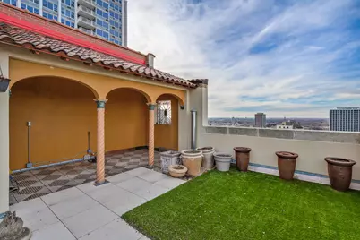 707 W Junior Terrace #PH-12, Chicago, IL 60613 - Photo 34