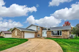 13633 Overland Trail, Orland Park, IL 60467 - Photo 1