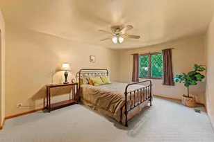 4511 Hanover Dr, Crystal Lake, IL 60012 - Photo 40