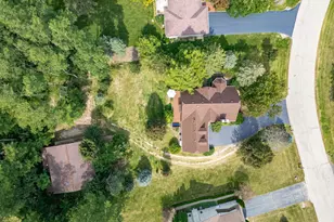 4511 Hanover Dr, Crystal Lake, IL 60012 - Photo 14