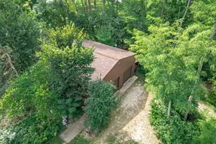 4511 Hanover Dr, Crystal Lake, IL 60012 - Photo 2