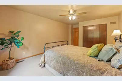 4511 Hanover Drive, Crystal Lake, IL 60012 - Photo 34