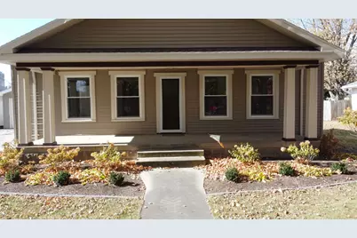 618 S Thomas Street, Gilman, IL 60938 - Photo 2