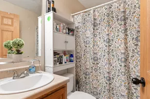 31 Peggy Dr, Sandwich, IL 60548 - Photo 8