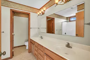 808 Lakeshore Dr, Tuscola, IL 61953 - Photo 36