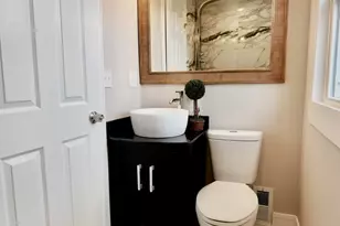 8734 S Honore St, Chicago, IL 60620 - Photo 16