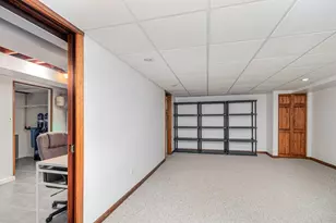 30W359 Wiant Rd, West Chicago, IL 60185 - Photo 24