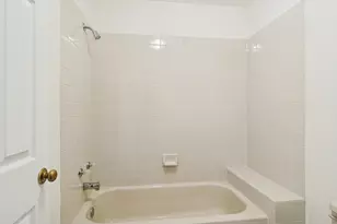 1261 Oak Hill Rd, Lake Barrington, IL 60010 - Photo 16