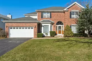 1166 Hummingbird Ln, Grayslake, IL 60030 - Photo 1