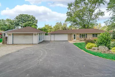 2540 Crystal Drive, Joliet, IL 60435 - Photo 2