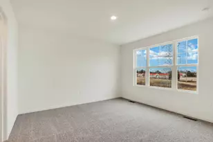 567 Yosemite Wy, Mundelein, IL 60060 - Photo 14