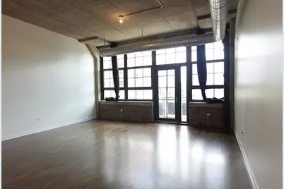3963 W Belmont Avenue #219, Chicago, IL 60618 - Photo 4
