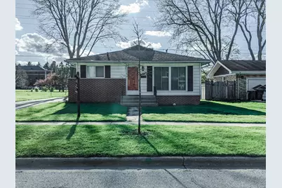 123 Woodland Road, Libertyville, IL 60048 - Photo 1