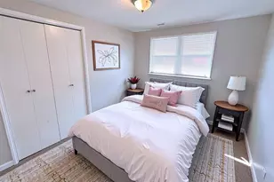 14039 S Claire Blvd, Robbins, IL 60472 - Photo 8