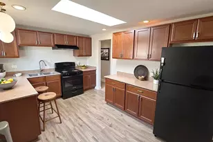 14039 S Claire Blvd, Robbins, IL 60472 - Photo 6