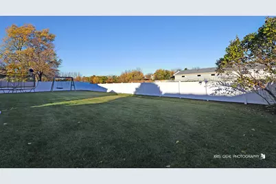 415 Kingsport Drive, Gurnee, IL 60031 - Photo 22