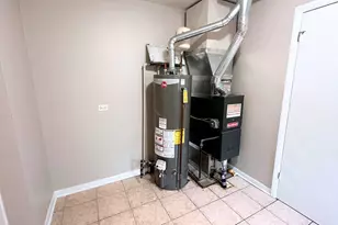 14918 Wabash Ave, Dolton, IL 60419 - Photo 16