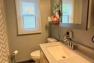 815 N Brinton Ave, Dixon, IL 61021 - Photo 10