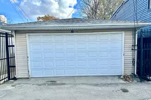 2738 S Christiana Ave, Chicago, IL 60623 - Photo 12