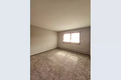 1450 Getzelman Drive #2E, Elgin, IL 60123 - Photo 6