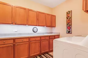 2805 Bond Cir, Naperville, IL 60563 - Photo 20