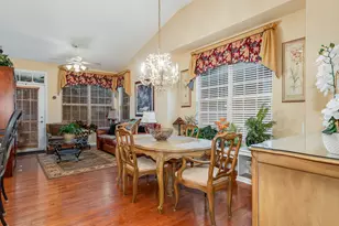 2805 Bond Cir, Naperville, IL 60563 - Photo 12