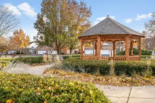 2805 Bond Cir, Naperville, IL 60563 - Photo 30