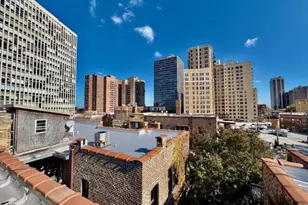 2349 N Cleveland Ave, Chicago, IL 60614 - Photo 14