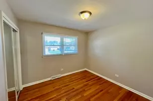 16046 Prairie Ave, South Holland, IL 60473 - Photo 18