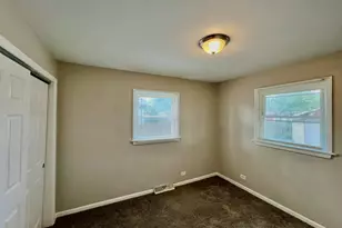 606 E 164th Pl, South Holland, IL 60473 - Photo 10