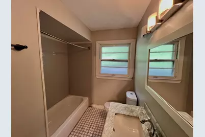 12513 S McVickers Avenue, Palos Heights, IL 60463 - Photo 6