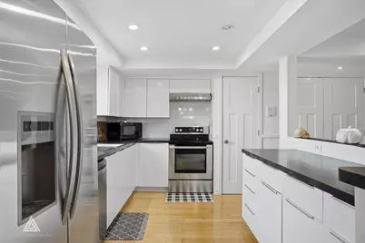 9180 South Road #D, Palos Hills, IL 60465 - Photo 8