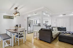 9180 S Rd, Palos Hills, IL 60465 - Photo 4