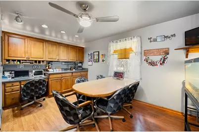 5706 N New Hampshire Avenue, Chicago, IL 60631 - Photo 14
