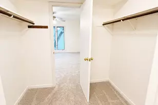 5721 W 103rd St, Oak Lawn, IL 60453 - Photo 10