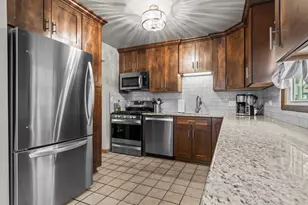 6721 Highland St, Hanover Park, IL 60133 - Photo 6