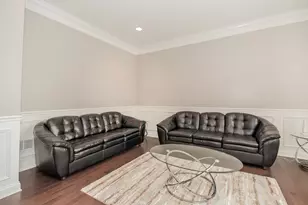 1115 Ashley Ln, Inverness, IL 60010 - Photo 8