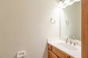 26W185 Meadowview Ct, Wheaton, IL 60187 - Photo 26