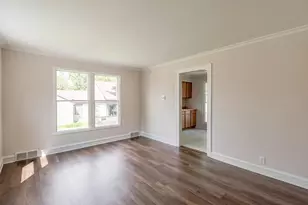 9729 Merton Ave, Oak Lawn, IL 60453 - Photo 2