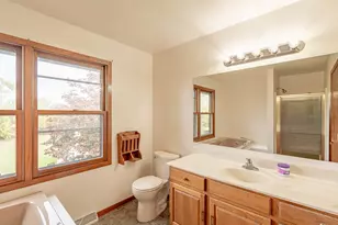 4150 Midlane Dr, Wadsworth, IL 60083 - Photo 12