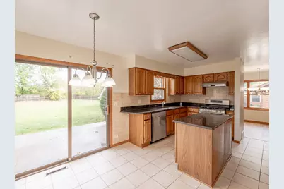 4150 Midlane Drive, Wadsworth, IL 60083 - Photo 6